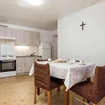 Amazing In With Kitchen * Susak