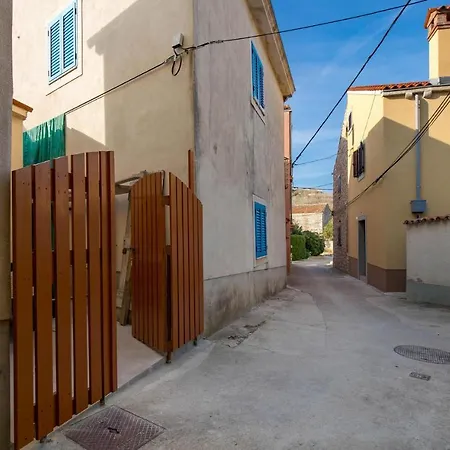 Amazing In With Kitchen Vakantiehuis Susak