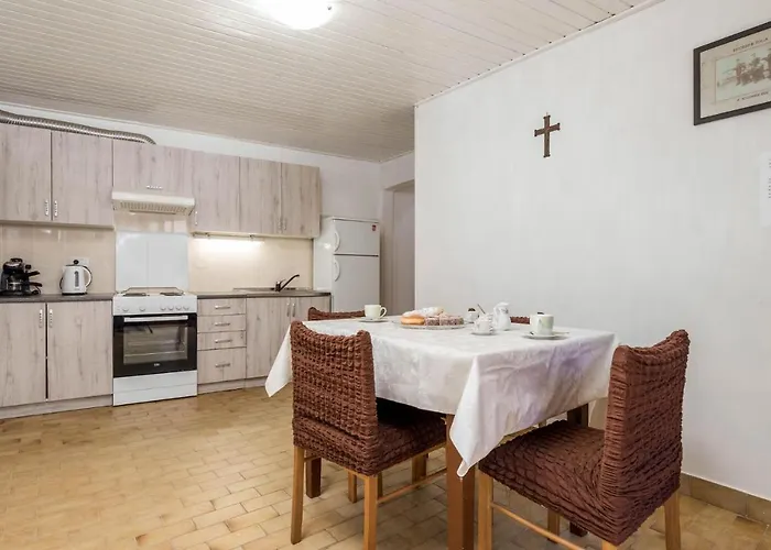 Amazing In With Kitchen * Susak